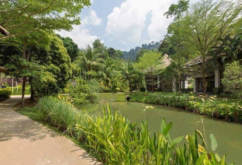 Khaolak Wanaburee Resort   Sha Extra Plus