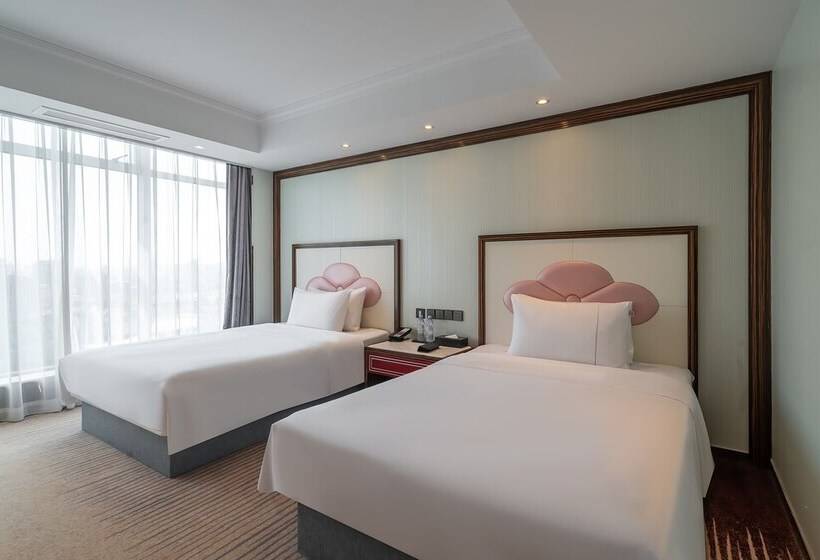 Suning Universal Hotel All Suites