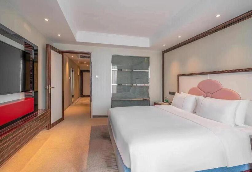 Suning Universal Hotel All Suites