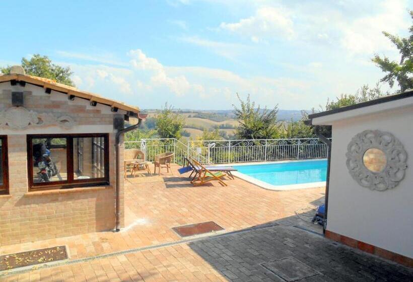 مبيت وإفطار Casale Civetta