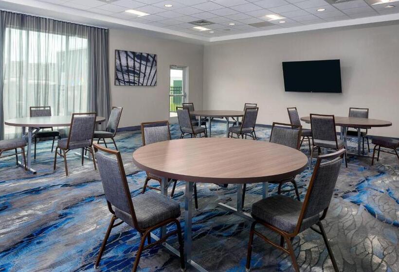 هتل Fairfield Inn & Suites Charlotte Monroe
