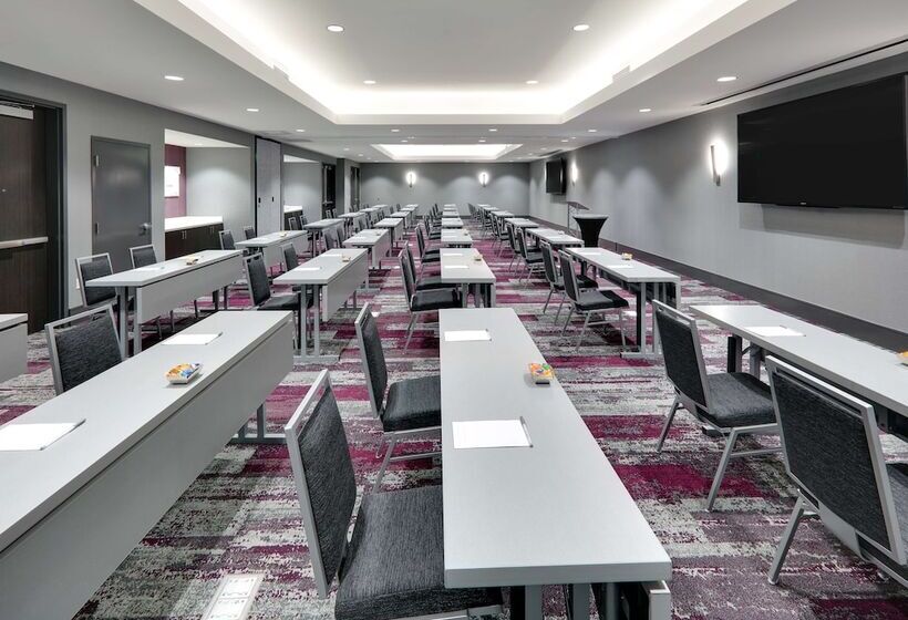 هتل Hampton Inn By Hilton Irvine Spectrum/lake Forest