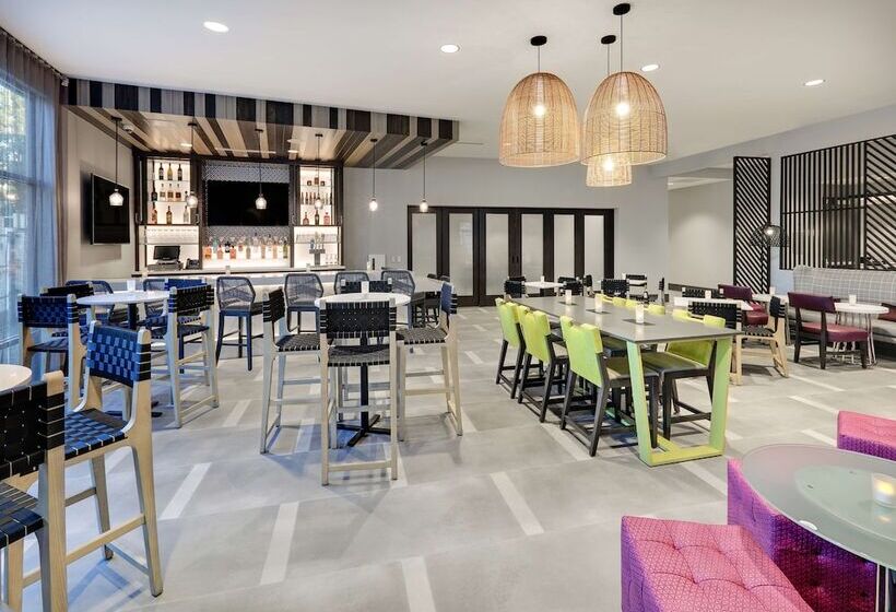 هتل Hampton Inn By Hilton Irvine Spectrum/lake Forest