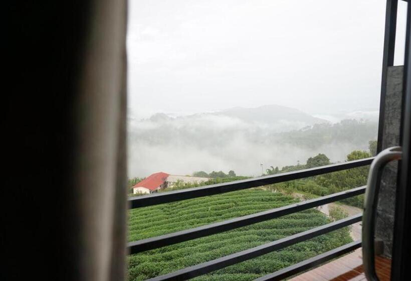 هتل 101 Tea Green View