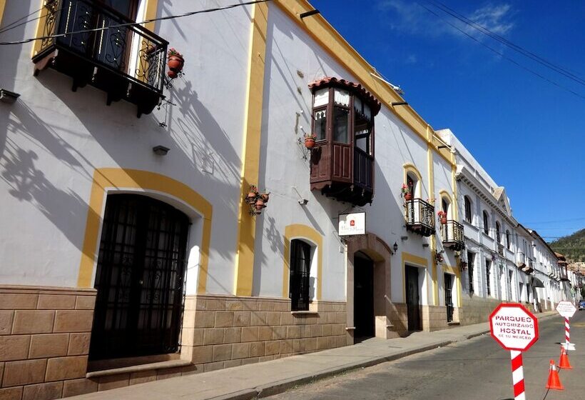 El Hotel De Su Merced