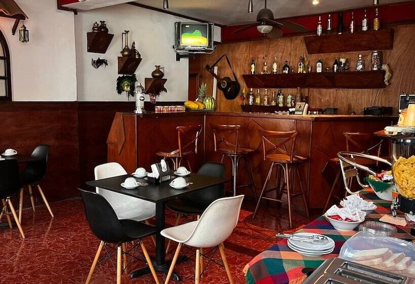 هتل Amón Real Costa Rica