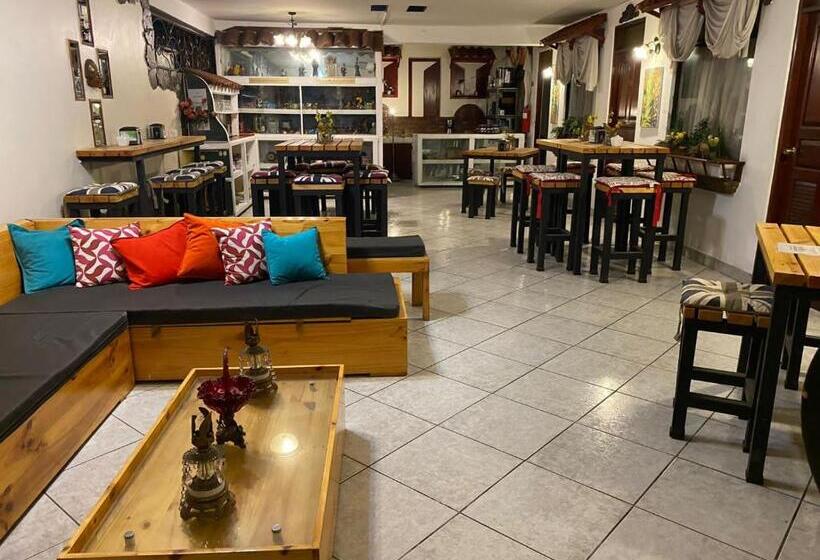 هتل Amón Real Costa Rica