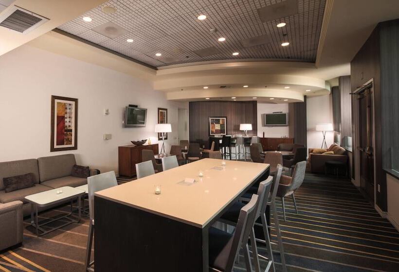 هتل Anaheim Marriott Suites