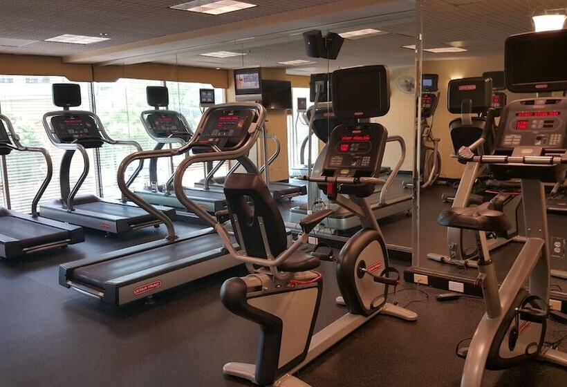 هتل Anaheim Marriott Suites