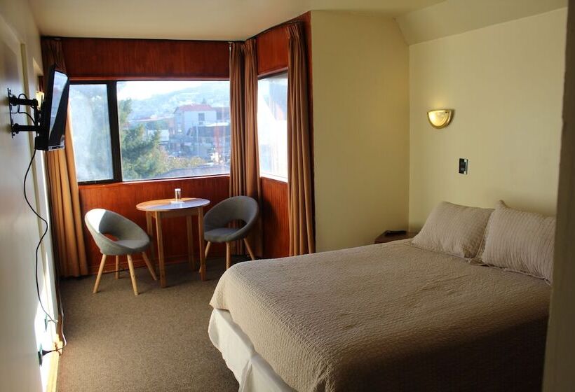Fotos del hotel Antupiren:  10