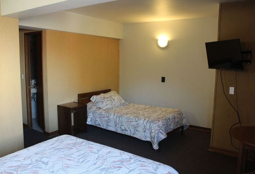 Fotos del hotel Antupiren:  12