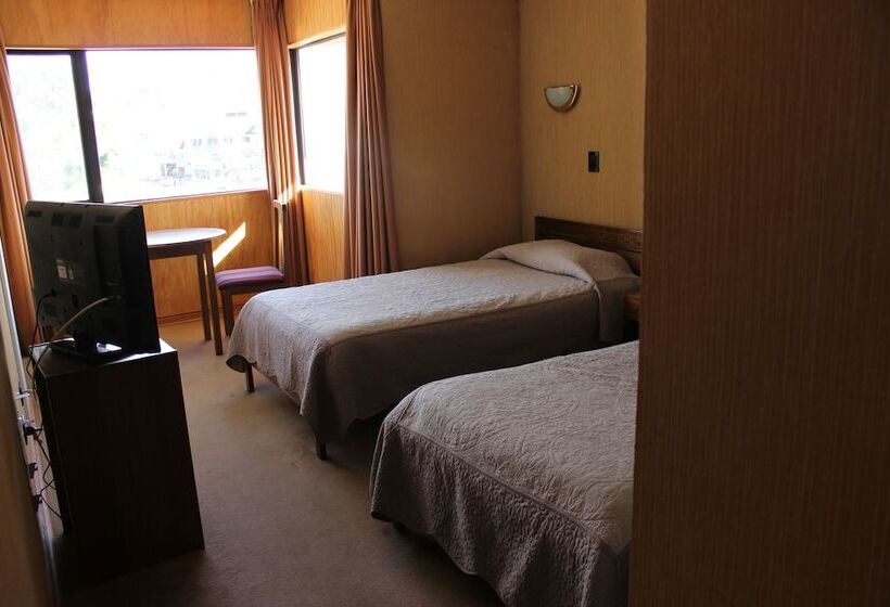 Fotos del hotel Antupiren:  14