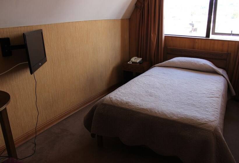Fotos del hotel Antupiren:  15
