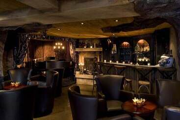 هتل Auberge Du Mange Grenouille