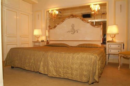 Fotos del hotel Champagne Palace:  53