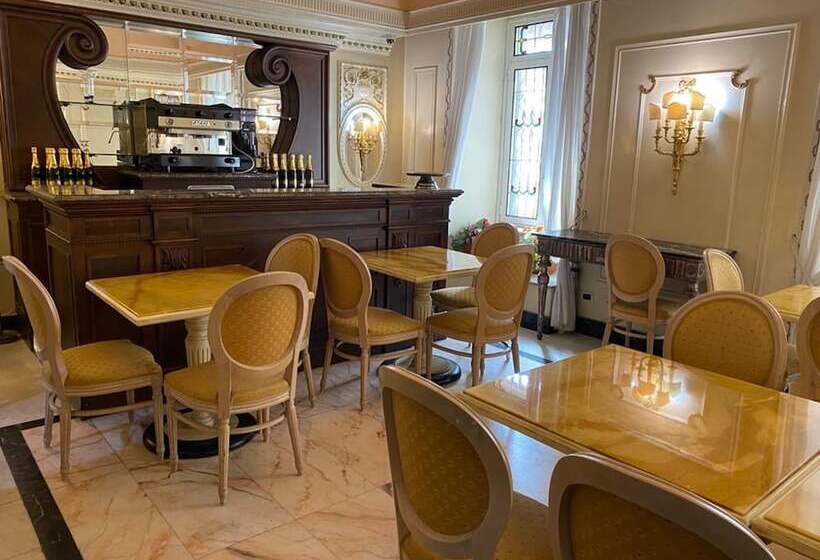 Fotos del hotel Champagne Palace:  26