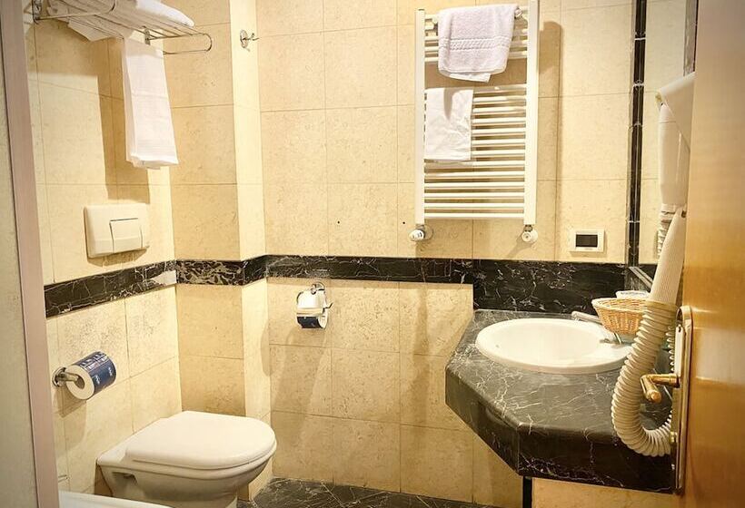 Fotos del hotel Champagne Palace:  17