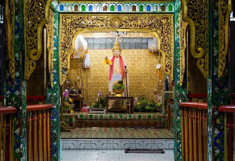هتل Chatrium Royal Lake Yangon