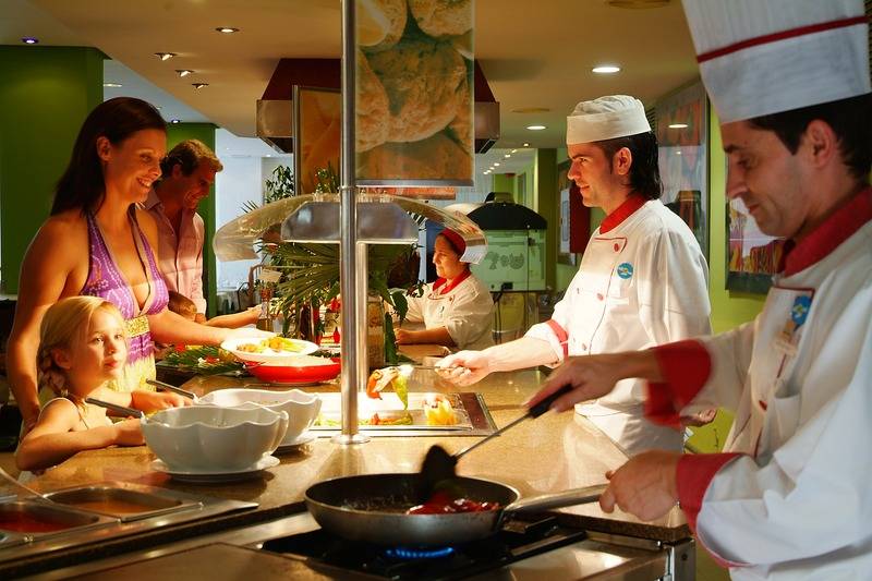 هتل Club Mac  All Inclusive Family Resort