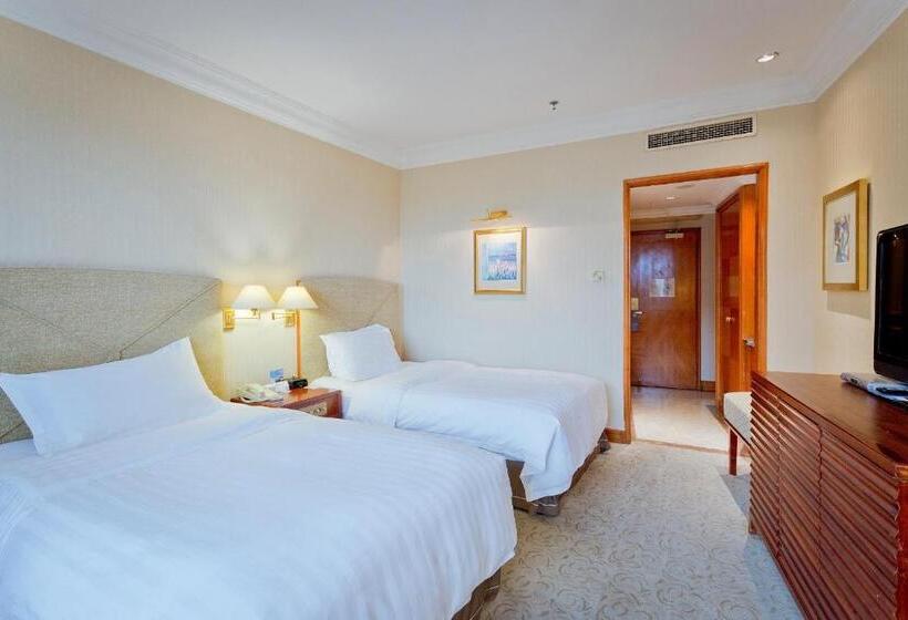 هتل Crowne Plaza Qingdao, An Ihg