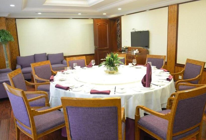 هتل Crowne Plaza Qingdao, An Ihg