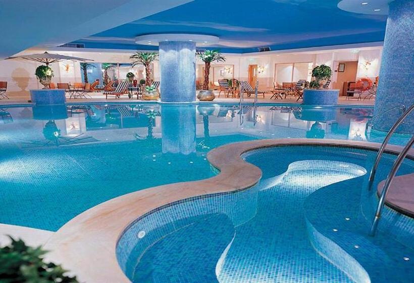 هتل Crowne Plaza Qingdao, An Ihg