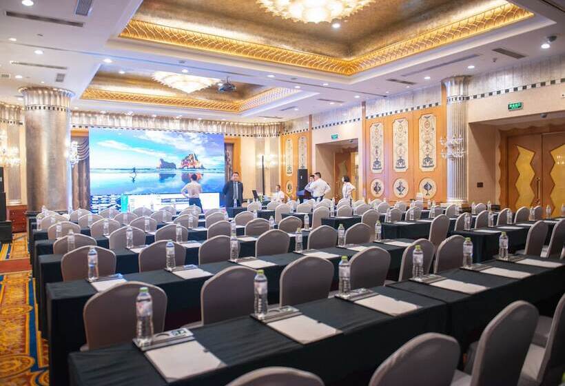 هتل Crowne Plaza Qingdao, An Ihg