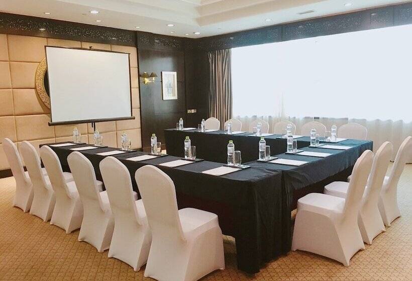 هتل Crowne Plaza Qingdao, An Ihg