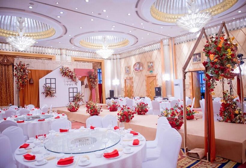 هتل Crowne Plaza Qingdao, An Ihg