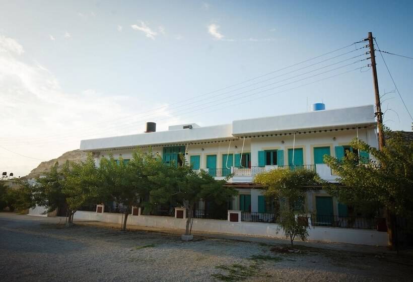 هتل Dimitris Villa