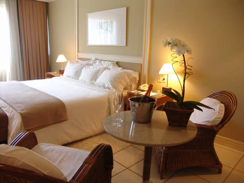 בית מלון כפרי Golden Tulip Ipanema Plaza