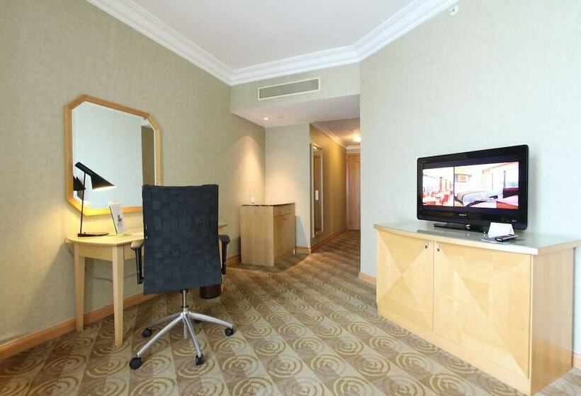 Hotel Grand Copthorne Waterfront