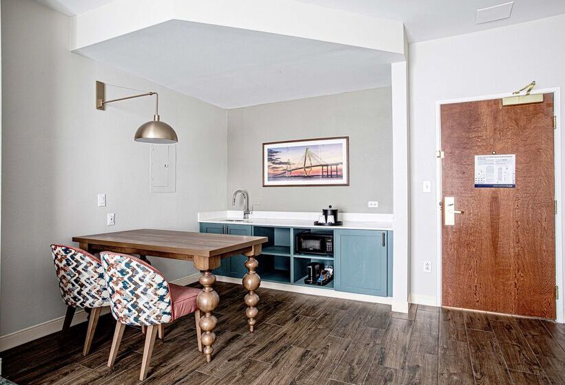 هتل Hampton Inn & Suites Charleston/west Ashley