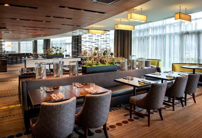 فندق Hyatt Regency Pittsburgh International Airport