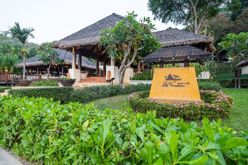 هتل Le Vimarn Cottages & Spa
