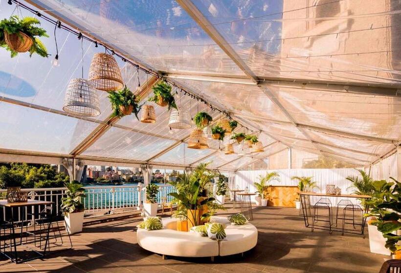 فندق Pier One Sydney Harbour, Autograph Collection