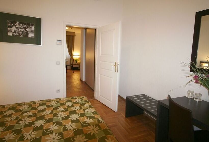 Fotos del hotel Praga 1:  15