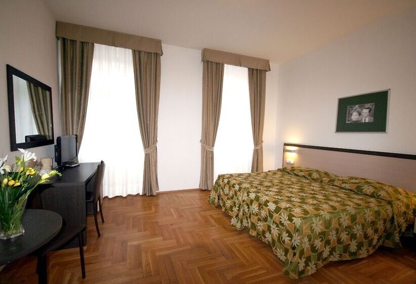Fotos del hotel Praga 1:  3
