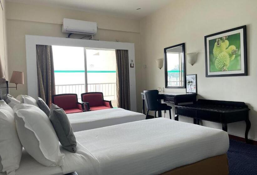 호텔 Rainbow Paradise Beach Resort
