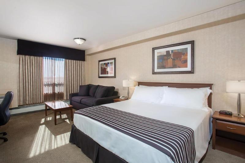 Sandman Hotel Calgary Airport