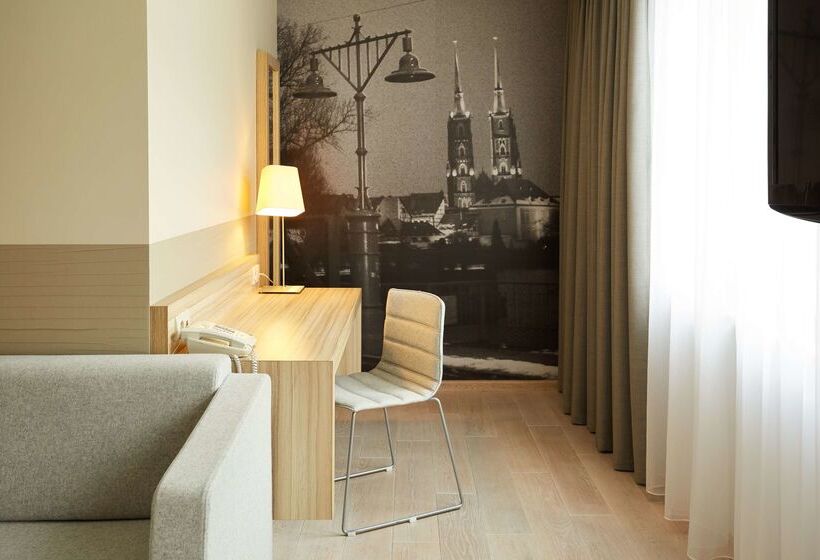 هتل Scandic Wrocław