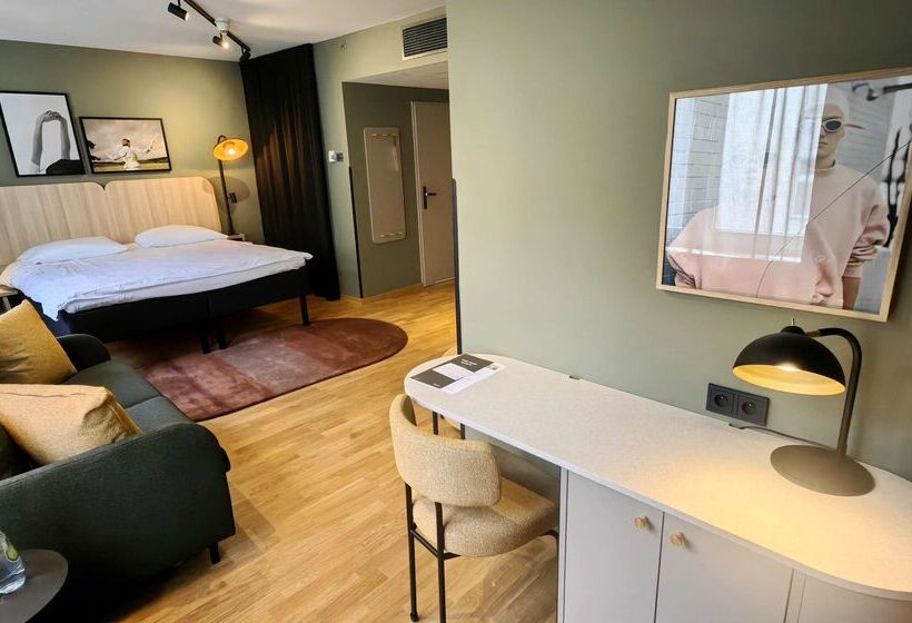 هتل Scandic Wrocław