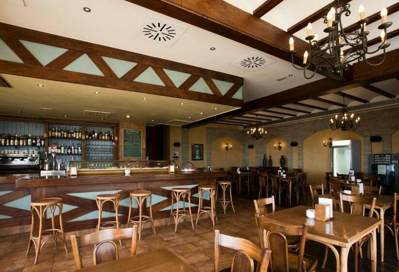 Fotos del hotel Puerto Juan Montiel Spa & Base Nautica:  23