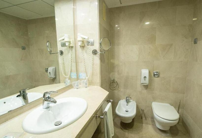 Fotos del hotel Puerto Juan Montiel Spa & Base Nautica:  41