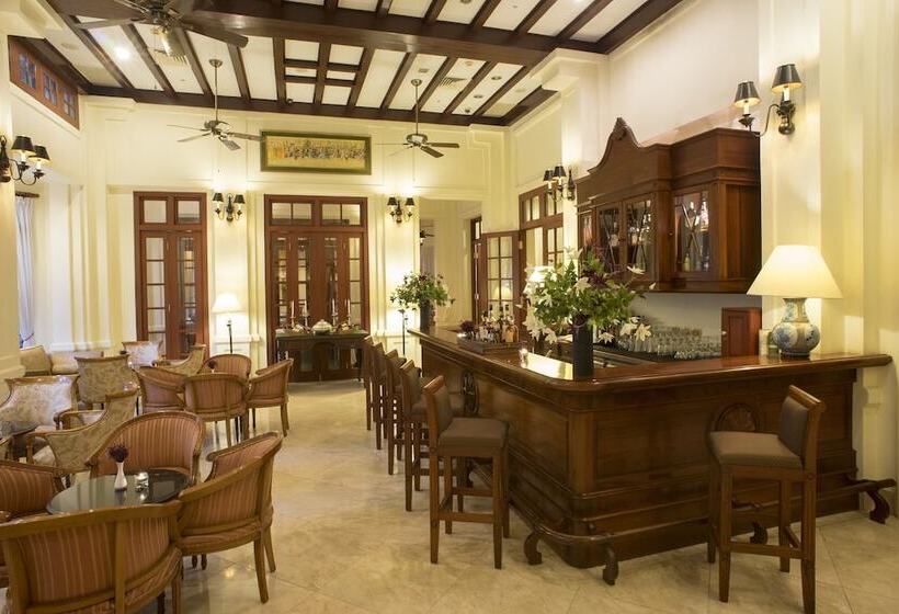 هتل Settha Palace