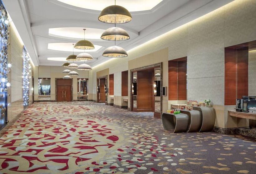 هتل Shanghai Marriott  Hongqiao