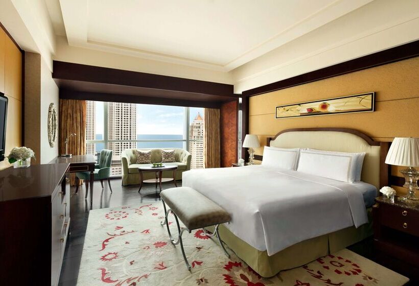 هتل Shangri La Qingdao   May Fourth Square