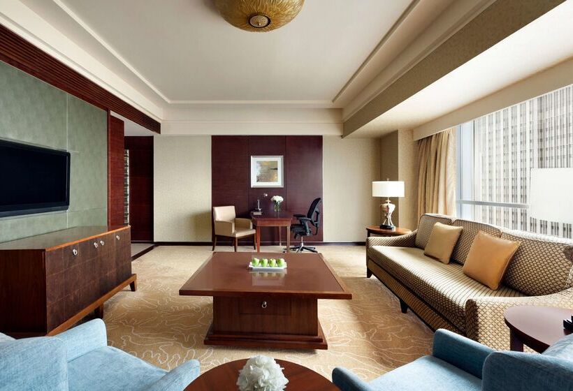 هتل Shangri La Qingdao   May Fourth Square