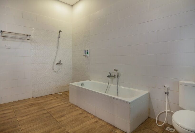 Отель Taman Harum Cottages