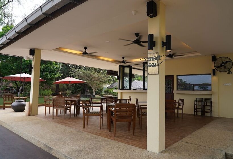Tanjung Rhu Resort